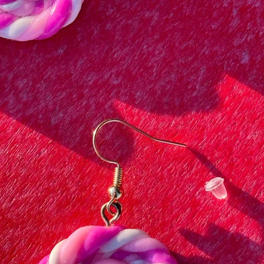 Polymer clay lollipop earrings - Picture 7 of 12